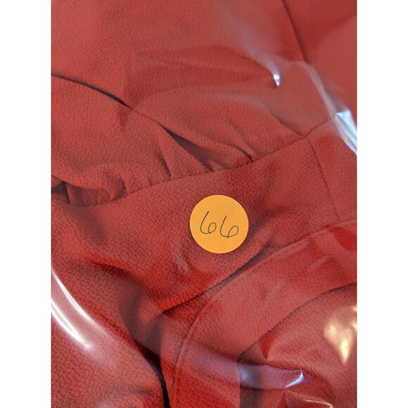 Forever 21 Ruffle Blouse Small Red Long Sleeve Button Back Keyhole Fancy Staple - Picture 8 of 9